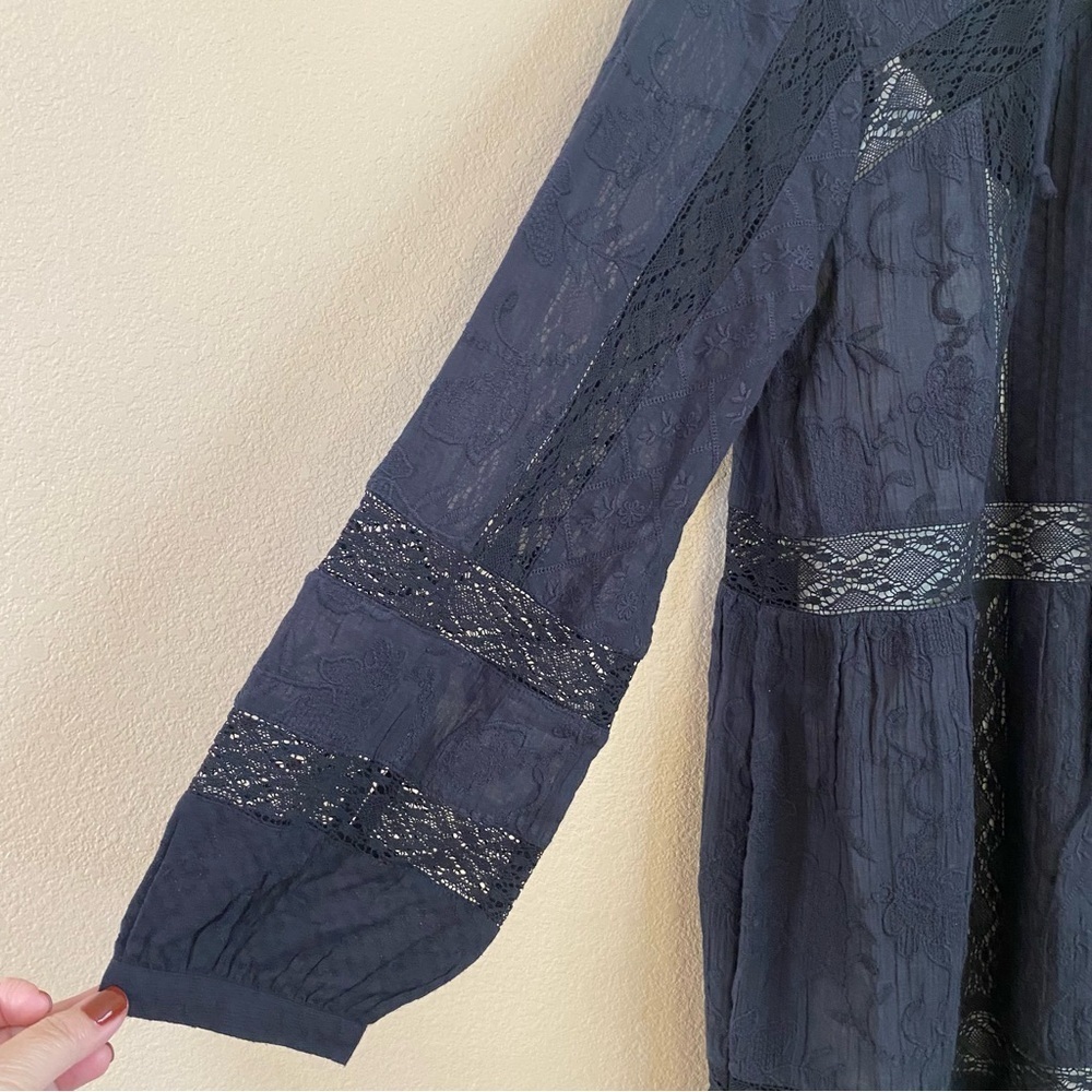 Sundance Small Black Textured Patchwork Lace Clar… - image 7